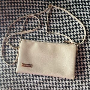 Simply Southern Cream/Beige Crossbody Bag with Gold Hardware